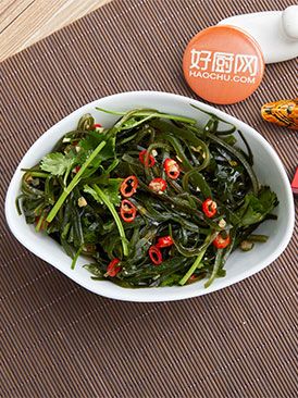 Shredded seaweed with cold sauce